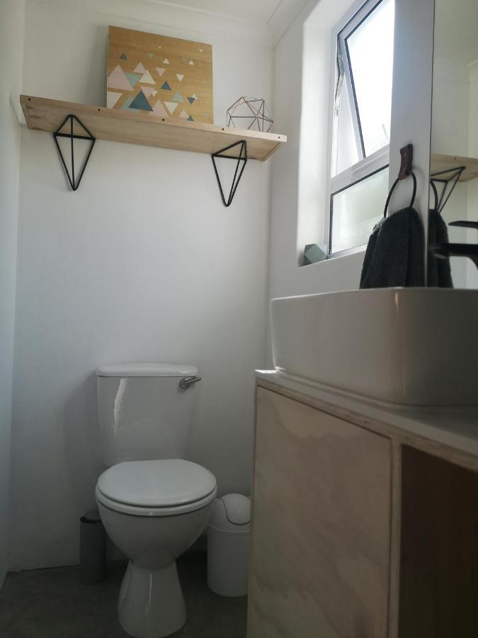 Secure, Private, Queen Room Close To Airport Port Elizabeth Bagian luar foto